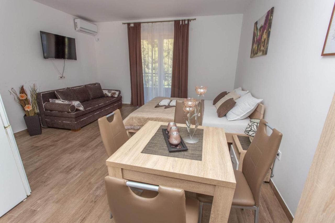 Apartments Gvozdenovic Herceg Novi Eksteriør bilde