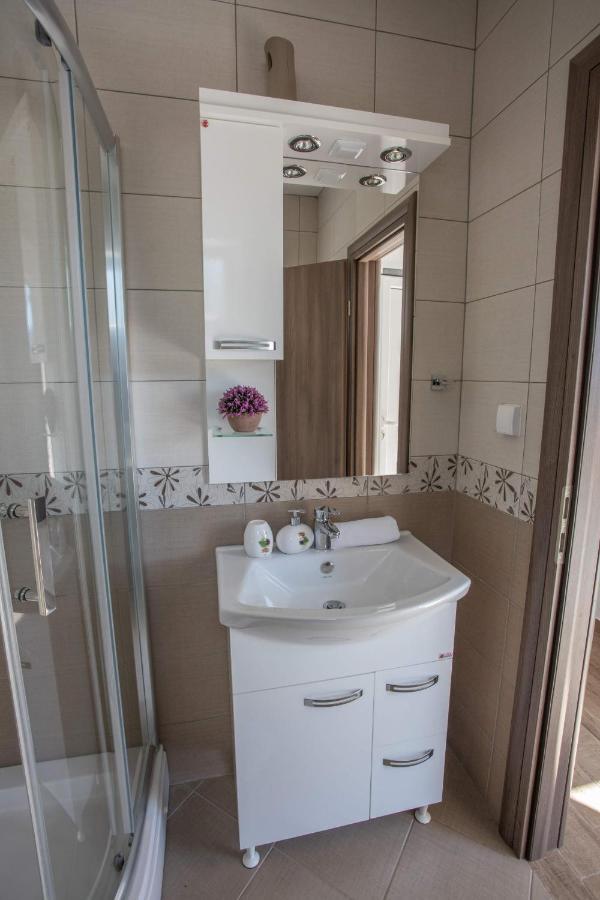 Apartments Gvozdenovic Herceg Novi Eksteriør bilde